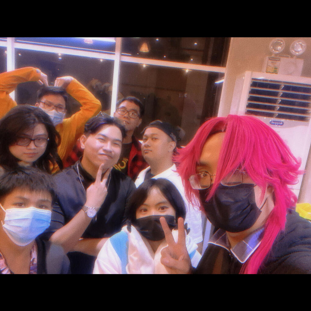 Eggy and her Community